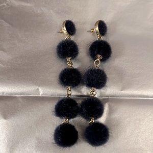 Faux fur drop earrings